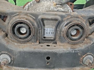 БАЛКА НА MITSUBISHI PAJERO V73W 6G72