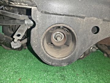 БАЛКА НА NISSAN SERENA NC25 MR20DE