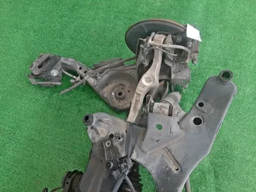 БАЛКА НА NISSAN X-TRAIL TNT31 QR25DE