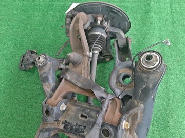 БАЛКА НА SUZUKI ESCUDO TDA4W J24B