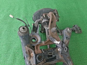 БАЛКА НА SUZUKI ESCUDO TDA4W J24B