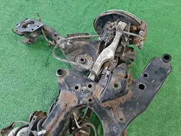 БАЛКА НА NISSAN X-TRAIL TNT31 QR25DE
