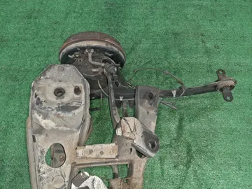БАЛКА НА MAZDA AXELA BK5P ZY-VE