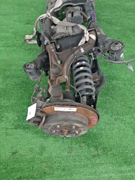 БАЛКА НА SUZUKI ESCUDO TDA4W J24B