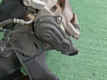 БАЛКА НА HONDA VEZEL RU3 LEB