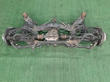 БАЛКА НА NISSAN CIMA FHY33 VQ30DET