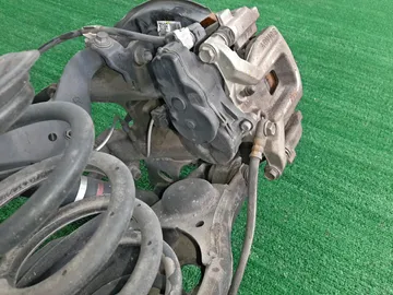 БАЛКА НА TOYOTA HARRIER ZSU60W 3ZR-FAE