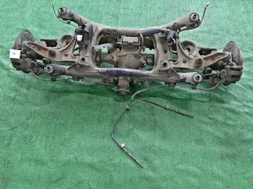 БАЛКА НА SUZUKI ESCUDO TDA4W J24B