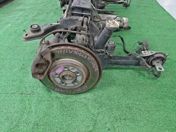 БАЛКА НА VOLVO V60 FW90 B6304T4