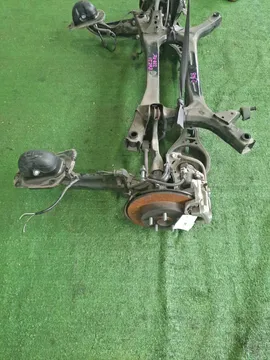 БАЛКА НА TOYOTA COROLLA ZWE211 2ZR-FXE