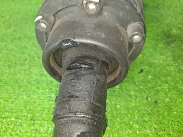 КАРДАН НА TOYOTA PREMIO ZRT265 2ZR-FE