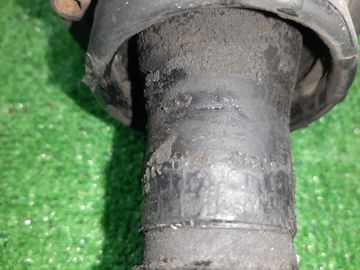 КАРДАН НА TOYOTA NOAH AZR65G 1AZ-FSE