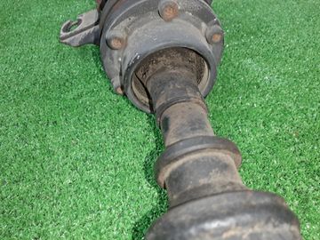 КАРДАН НА TOYOTA HARRIER MCU15W 1MZ-FE