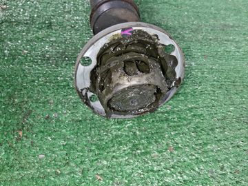 КАРДАН НА VOLVO XC60 DZ90 B6304T4