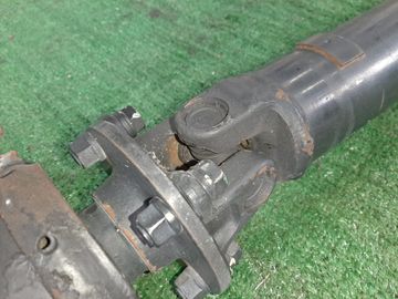 КАРДАН НА TOYOTA ISIS ZGM15G 2ZR-FAE