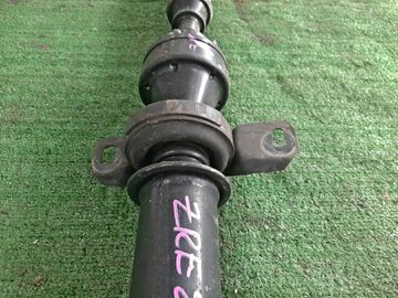 КАРДАН НА TOYOTA PREMIO ZRT265 2ZR-FE