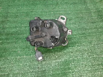 ТРАМБЛЕР НА HONDA STEPWGN RF1 B20B