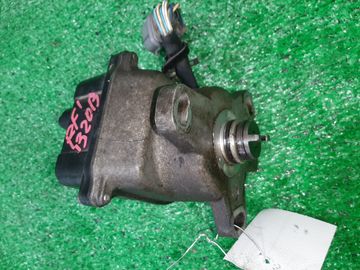 ТРАМБЛЕР НА HONDA STEPWGN RF1 B20B