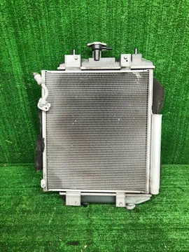 РАДИАТОР ОСНОВНОЙ НА TOYOTA BB QNC21 3SZ-VE