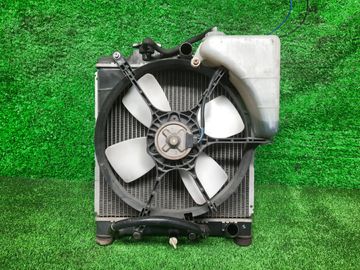 РАДИАТОР ОСНОВНОЙ НА HONDA CAPA GA4 D15B