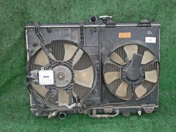 РАДИАТОР ОСНОВНОЙ НА MITSUBISHI CHARIOT GRANDIS N84W 4G64