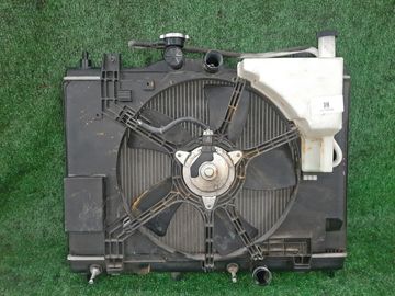 РАДИАТОР ОСНОВНОЙ НА NISSAN TIIDA C11 HR15DE