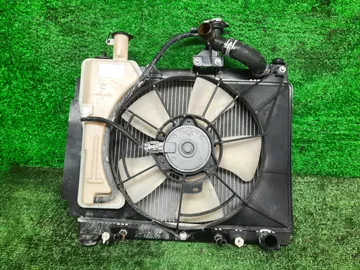 РАДИАТОР ОСНОВНОЙ НА TOYOTA PORTE NNP11 1NZ-FE