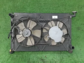 РАДИАТОР ОСНОВНОЙ НА TOYOTA ISIS ANM10G 1AZ-FSE