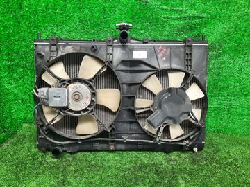 РАДИАТОР ОСНОВНОЙ НА MITSUBISHI GRANDIS NA4W 4G69