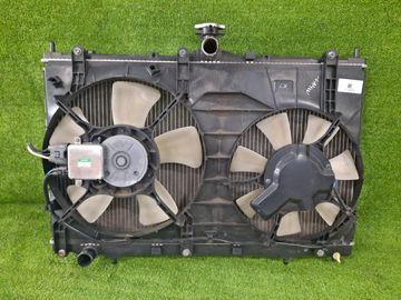РАДИАТОР ОСНОВНОЙ НА MITSUBISHI GRANDIS NA4W 4G69