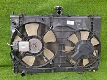РАДИАТОР ОСНОВНОЙ НА MITSUBISHI GRANDIS NA4W 4G69