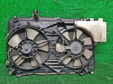 РАДИАТОР ОСНОВНОЙ НА TOYOTA NOAH AZR60G 1AZ-FSE