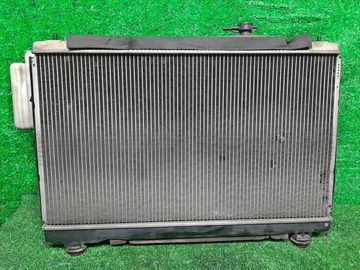РАДИАТОР ОСНОВНОЙ НА TOYOTA NOAH AZR60G 1AZ-FSE