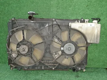 РАДИАТОР ОСНОВНОЙ НА TOYOTA IPSUM ACM21W 2AZ-FE