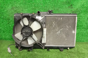 РАДИАТОР ОСНОВНОЙ НА TOYOTA COROLLA AE111 4A-FE