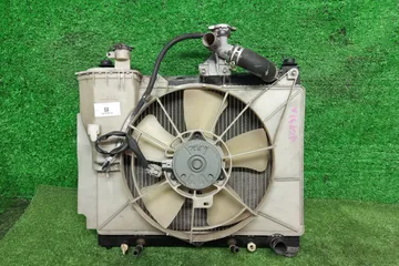 РАДИАТОР ОСНОВНОЙ НА TOYOTA BB NCP31 1NZ-FE