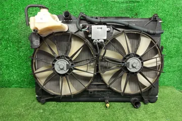 РАДИАТОР ОСНОВНОЙ НА TOYOTA CROWN GRS182 3GR-FSE