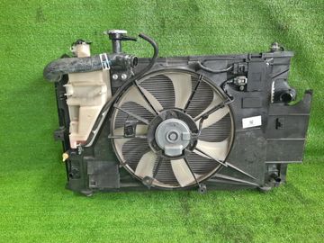 РАДИАТОР ОСНОВНОЙ НА TOYOTA AQUA NHP10 1NZ-FXE