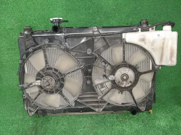 РАДИАТОР ОСНОВНОЙ НА TOYOTA IPSUM ACM26W 2AZ-FE
