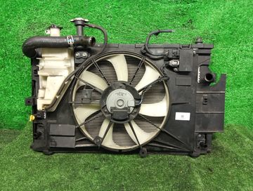 РАДИАТОР ОСНОВНОЙ НА TOYOTA AQUA NHP10 1NZ-FXE