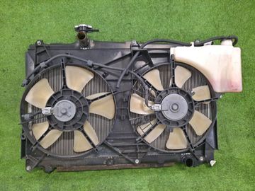 РАДИАТОР ОСНОВНОЙ НА TOYOTA IPSUM ACM21W 2AZ-FE