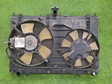 РАДИАТОР ОСНОВНОЙ НА MITSUBISHI GRANDIS NA4W 4G69