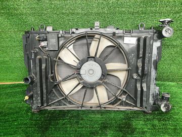 РАДИАТОР ОСНОВНОЙ НА TOYOTA COROLLA  AXIO ZRE142 2ZR-FAE