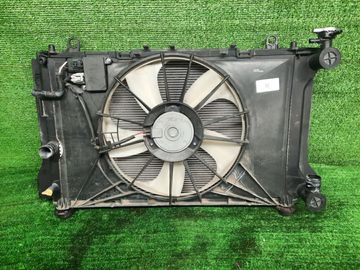 РАДИАТОР ОСНОВНОЙ НА TOYOTA COROLLA  AXIO ZRE142 2ZR-FAE