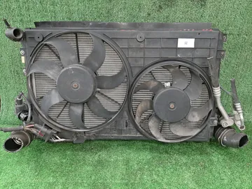 РАДИАТОР ОСНОВНОЙ НА AUDI A3 8P BLR