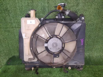 РАДИАТОР ОСНОВНОЙ НА TOYOTA PORTE NNP11 1NZ-FE