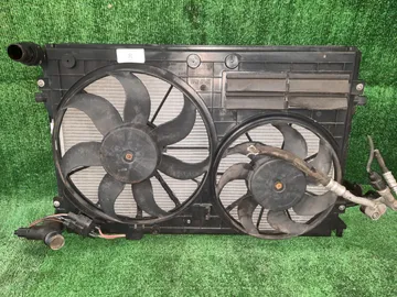 РАДИАТОР ОСНОВНОЙ НА AUDI A3 8P