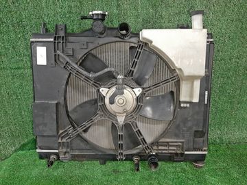 РАДИАТОР ОСНОВНОЙ НА NISSAN TIIDA C11 HR15DE