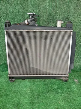 РАДИАТОР ОСНОВНОЙ НА TOYOTA PORTE NNP11 1NZ-FE