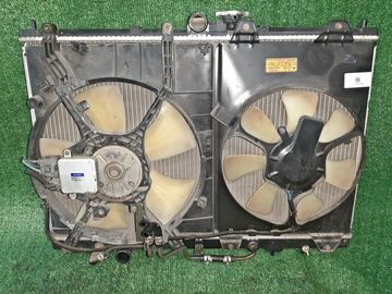 РАДИАТОР ОСНОВНОЙ НА MITSUBISHI CHARIOT GRANDIS N84W 4G64